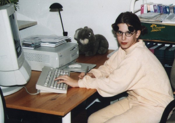 bea4.jpg (45014 bytes)